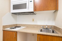  - HomeTowne Studios Puyallup