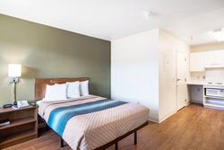  - HomeTowne Studios Airport Colorado Springs