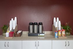  - Red Roof Plus+ Inn & Suites Naples