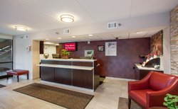  - Red Roof Plus+ Inn & Suites Airport Nashville - I-40, Exit 216