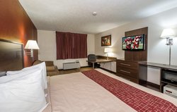  - Red Roof Inn & Suites Hermitage - I-80, Exit 4B