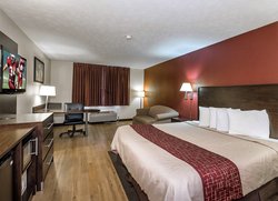  - Red Roof Inn & Suites Hermitage - I-80, Exit 4B