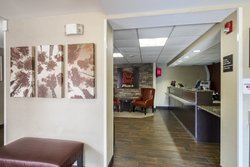  - Red Roof Plus+ Inn & Suites Woburn - I-95, Exit 54