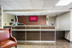  - Red Roof Plus+ Inn & Suites Woburn - I-95, Exit 54