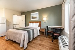  - HomeTowne Studios West Fresno