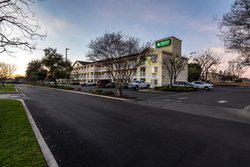  - HomeTowne Studios West Fresno