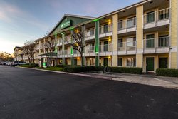  - HomeTowne Studios West Fresno