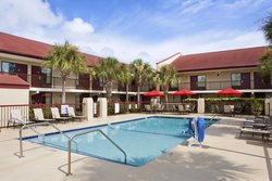  - Red Roof Plus+ Inn & Suites Patriots Point Mt Pleasant