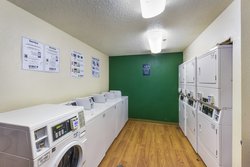  - HomeTowne Studios North Addison Tollway Dallas