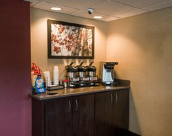  - Red Roof Plus+ Inn & Suites Naperville