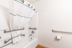  - HomeTowne Studios Casselberry