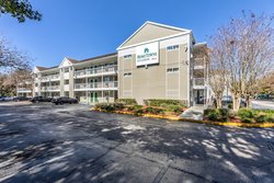  - HomeTowne Studios Casselberry