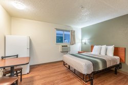  - HomeTowne Studios Casselberry