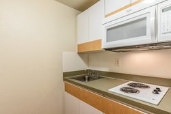  - HomeTowne Studios Casselberry