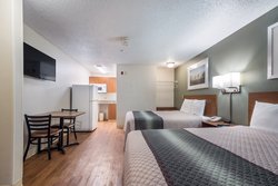  - HomeTowne Studios South Orlando - FL Turnpike, Exit 254