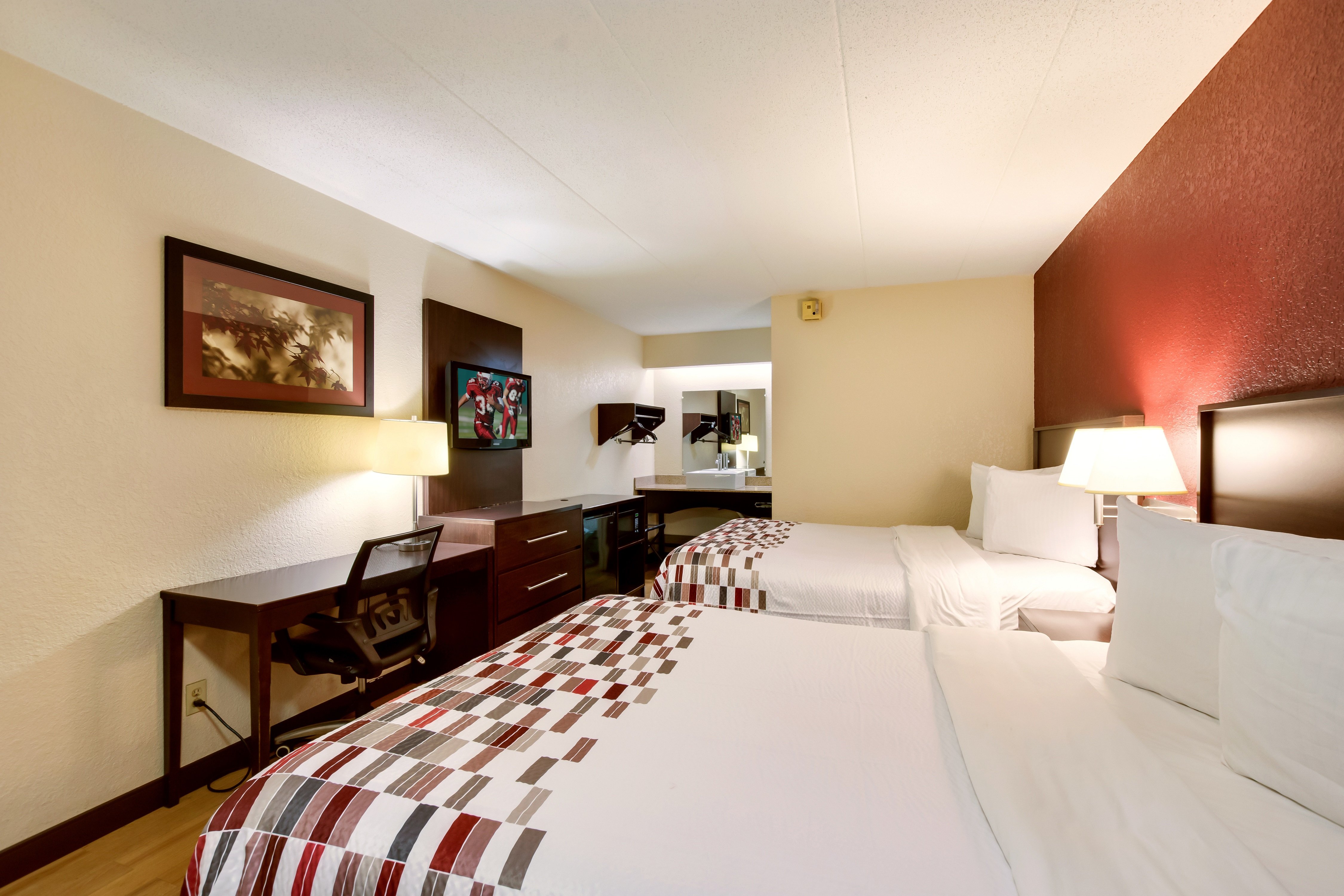 RED ROOF KALAMAZOO EAST - EXPO CENT-guestroom-Double.jpg