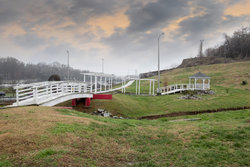  - Red Roof Inn Central at Papermill Knoxville - I-40 & I-75, Exit 383