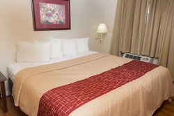  - Red Roof Inn Ardmore - I-35, Exit 33