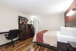  - Red Roof Inn Starkville