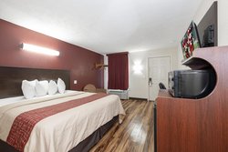  - Red Roof Inn Starkville