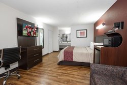  - Red Roof Inn Starkville