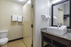  - Red Roof Plus+ Inn & Suites West Phoenix - I-10, Exit 137 & 139