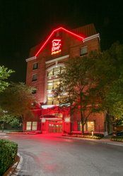  - Red Roof Plus+ Inn & Suites Downtown Columbus - I-670, Exit 4