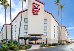  - Red Roof Inn Uptown Laredo - I-35, Exit 3A