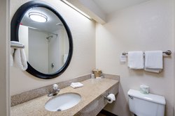  - Red Roof Inn Uptown Laredo - I-35, Exit 3A