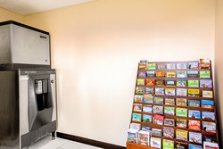  - Red Roof Inn Scottsburg - I-65, Exit 29