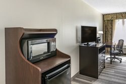  - Holiday Inn Express & Suites Blue Ash - I-71, Exit 15