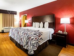  - Red Roof Inn & Suites Greenwood