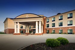  - Holiday Inn Express & Suites Peru - I-80, Exit 75