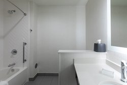  - Holiday Inn Greenville - I-85, Exit 51