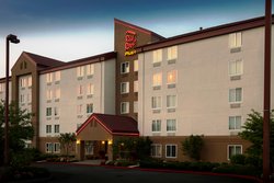  - Red Roof Plus+ Inn & Suites Westbury