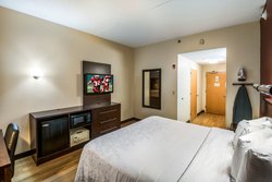  - Red Roof Plus+ Inn & Suites Westbury