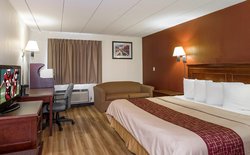  - Red Roof Inn Vernon - CT 30, I-84, Exit 65