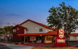  - Red Roof Inn Palmdale - CA 14, Exit 35