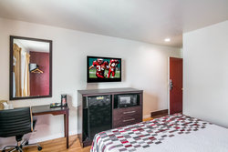  - Red Roof Inn Palmdale - CA 14, Exit 35