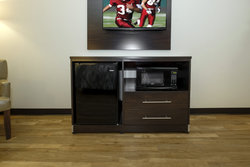  - Red Roof Inn Vermillion