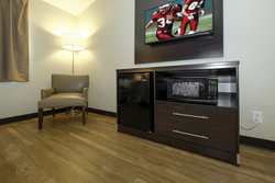  - Red Roof Inn Vermillion