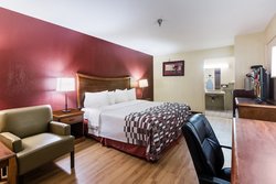  - Red Roof Inn Willis - I-45, Exit 94