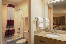  - Red Roof Inn & Suites Scottsboro