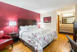  - Red Roof Inn Clarksville - I-24, Exit 4