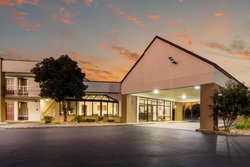  - Red Roof Inn Clarksville - I-24, Exit 4