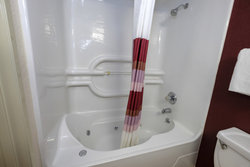  - Red Roof Inn Holton