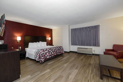  - Red Roof Inn Holton