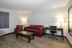  - Red Roof Inn Holton