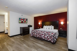  - Red Roof Inn Holton