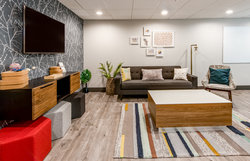  - Crowne Plaza Hotel Airport Milwaukee - I-41 & I-94, Exit 319